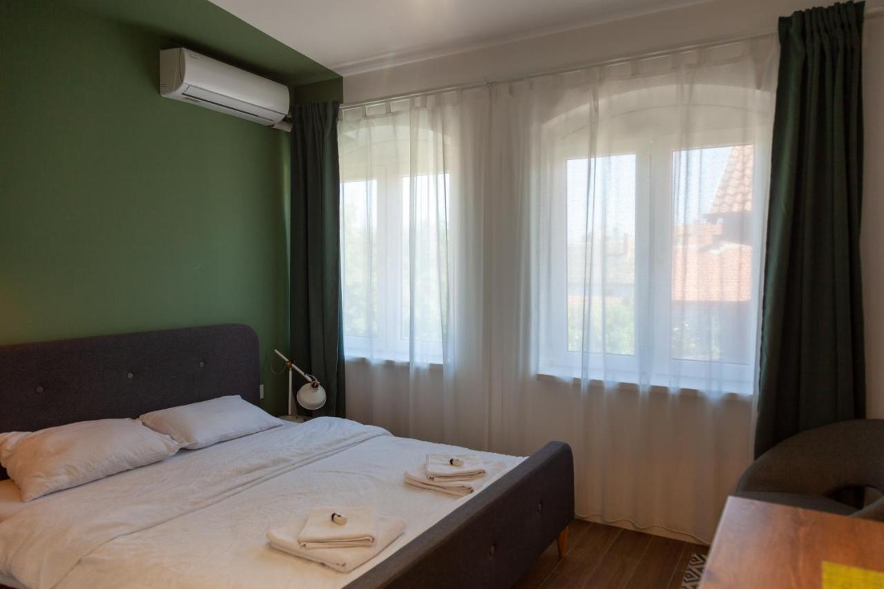 Moms House Hotel Голубац Екстериор снимка