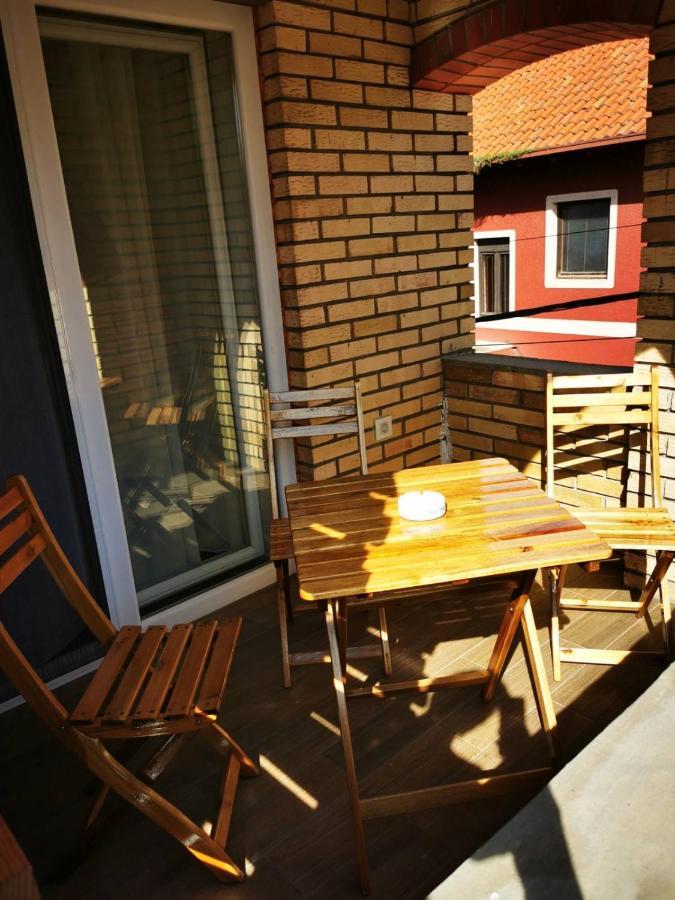Moms House Hotel Голубац Екстериор снимка