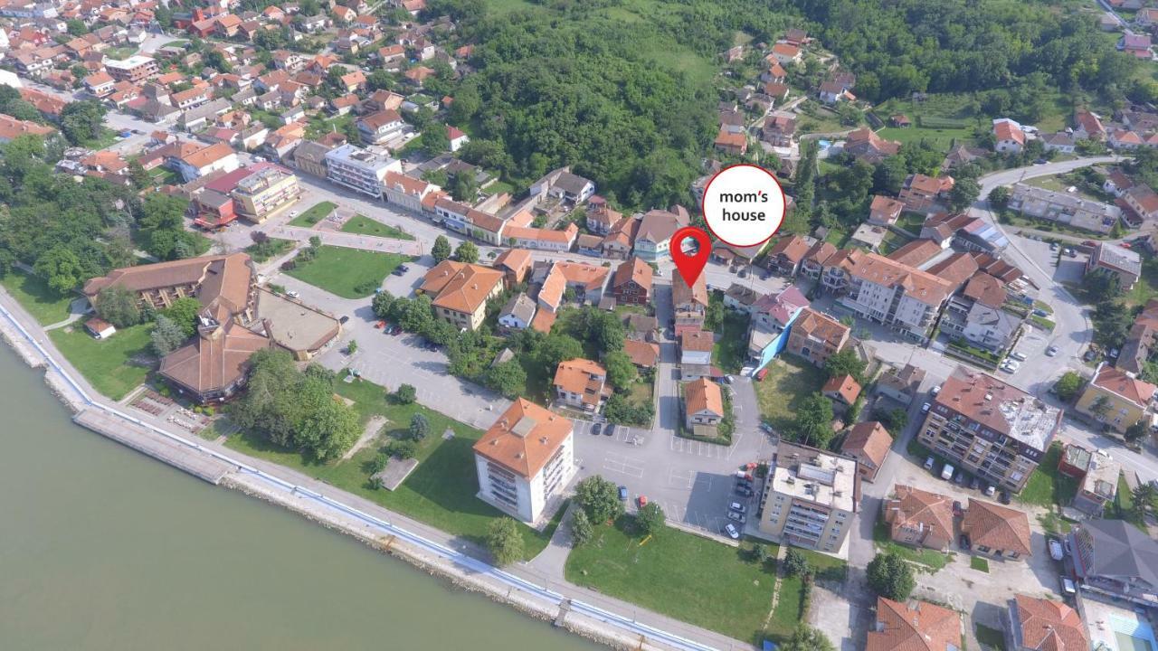 Moms House Hotel Голубац Екстериор снимка